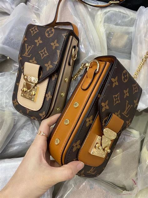 louis vuitton cellphone flip flops|lv cell phone bag.